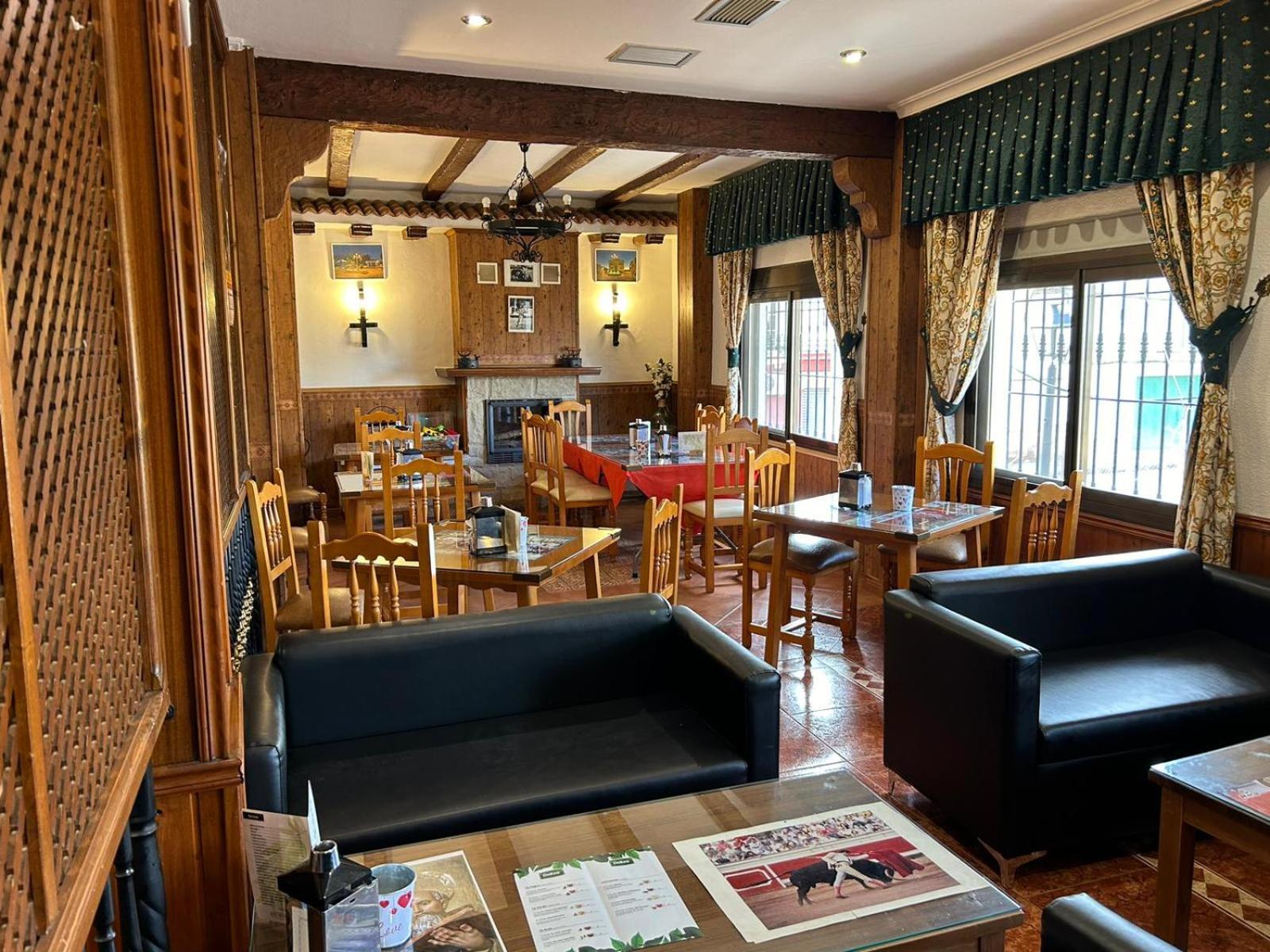 Hostal Restaurante La Noria Arquillos Exteriör bild